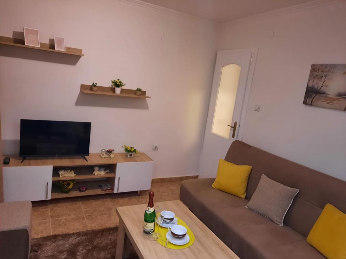 Apartman Rada 2 Bijeljina Exterior foto
